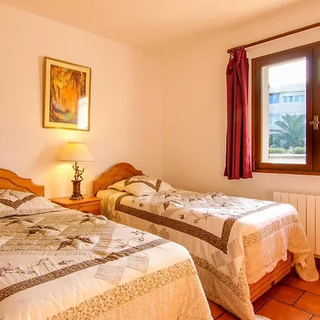 Eden アパート アンティーブ