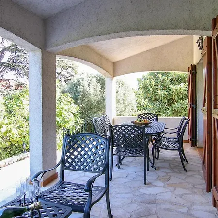 Διαμέρισμα Eden *